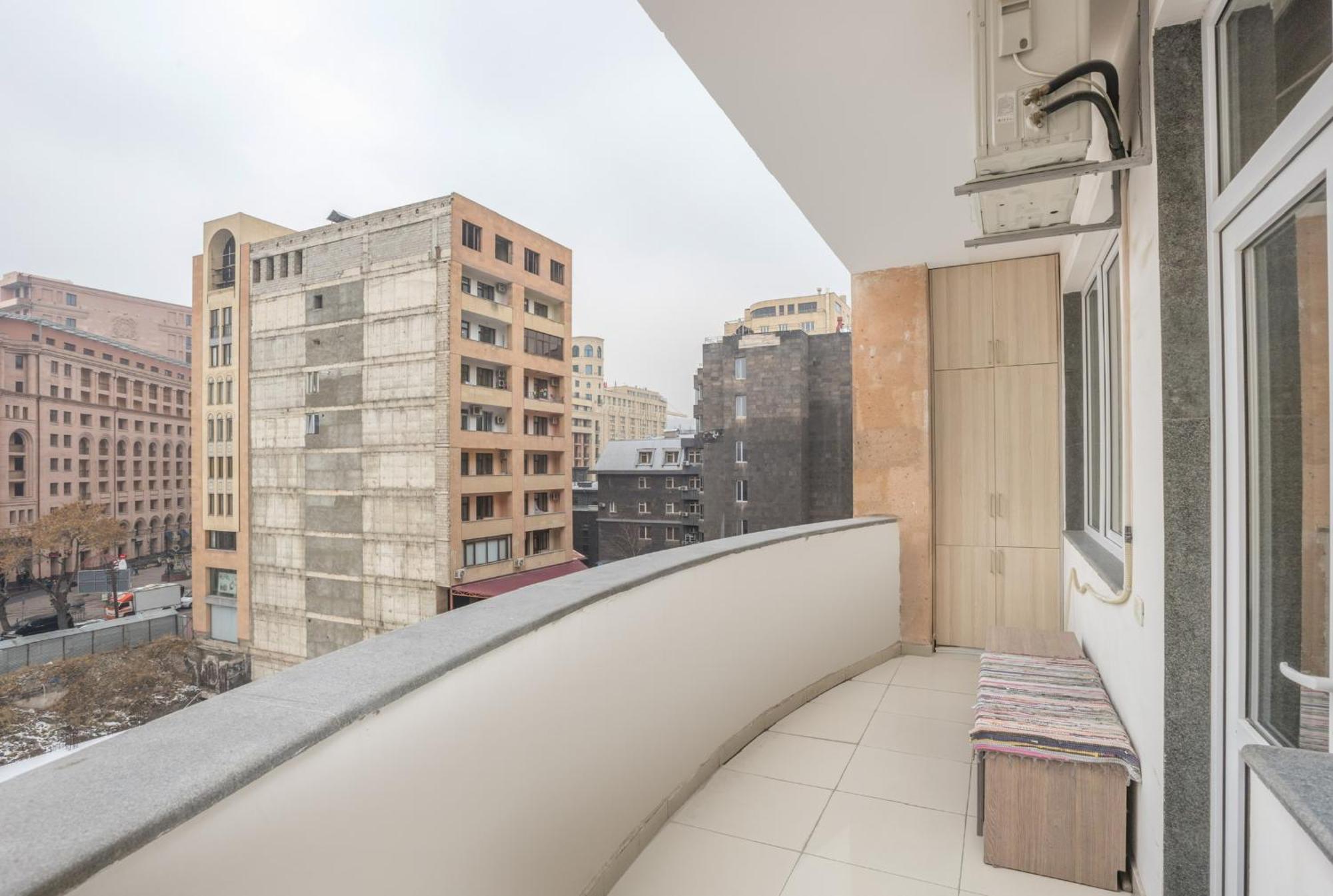 2 Bedrooms 2 Bathrooms Large And Lux Apartment Best Location เยเรวาน ภายนอก รูปภาพ